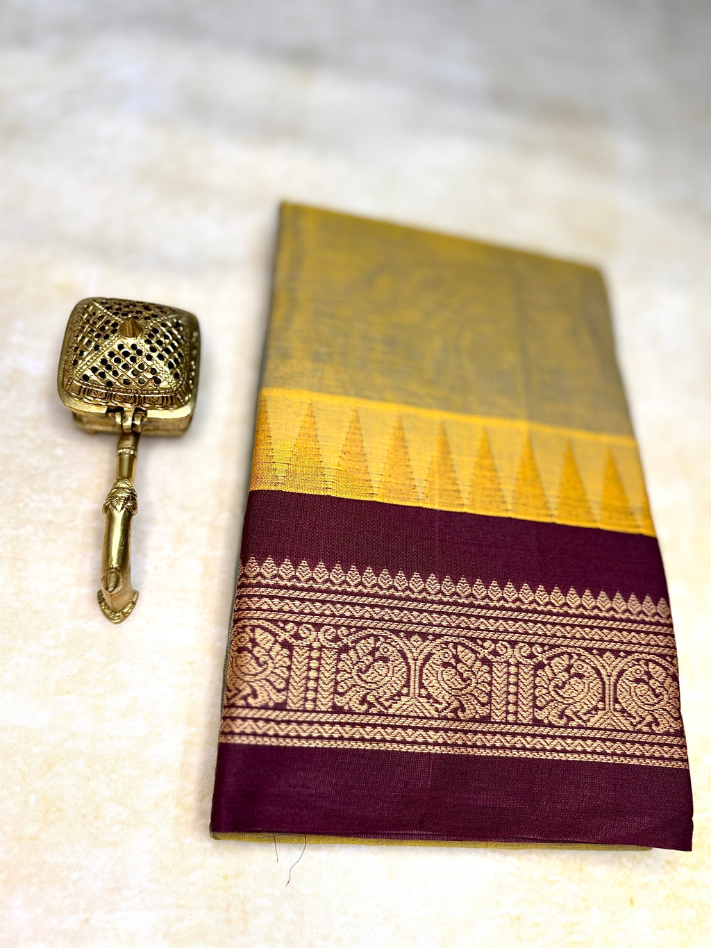 Pure Chettinad Handloom Cotton Saree – Dual shade body and maroon Korvai Border with Temple Design