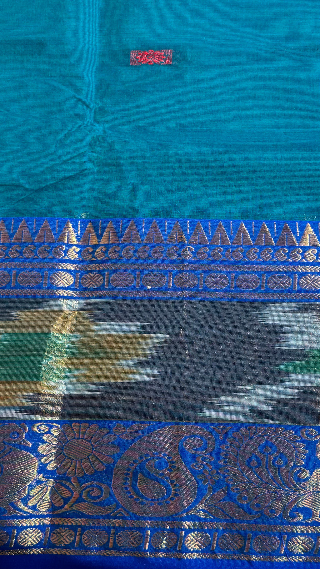 Ikkat Rettaipet Border Cotton Saree