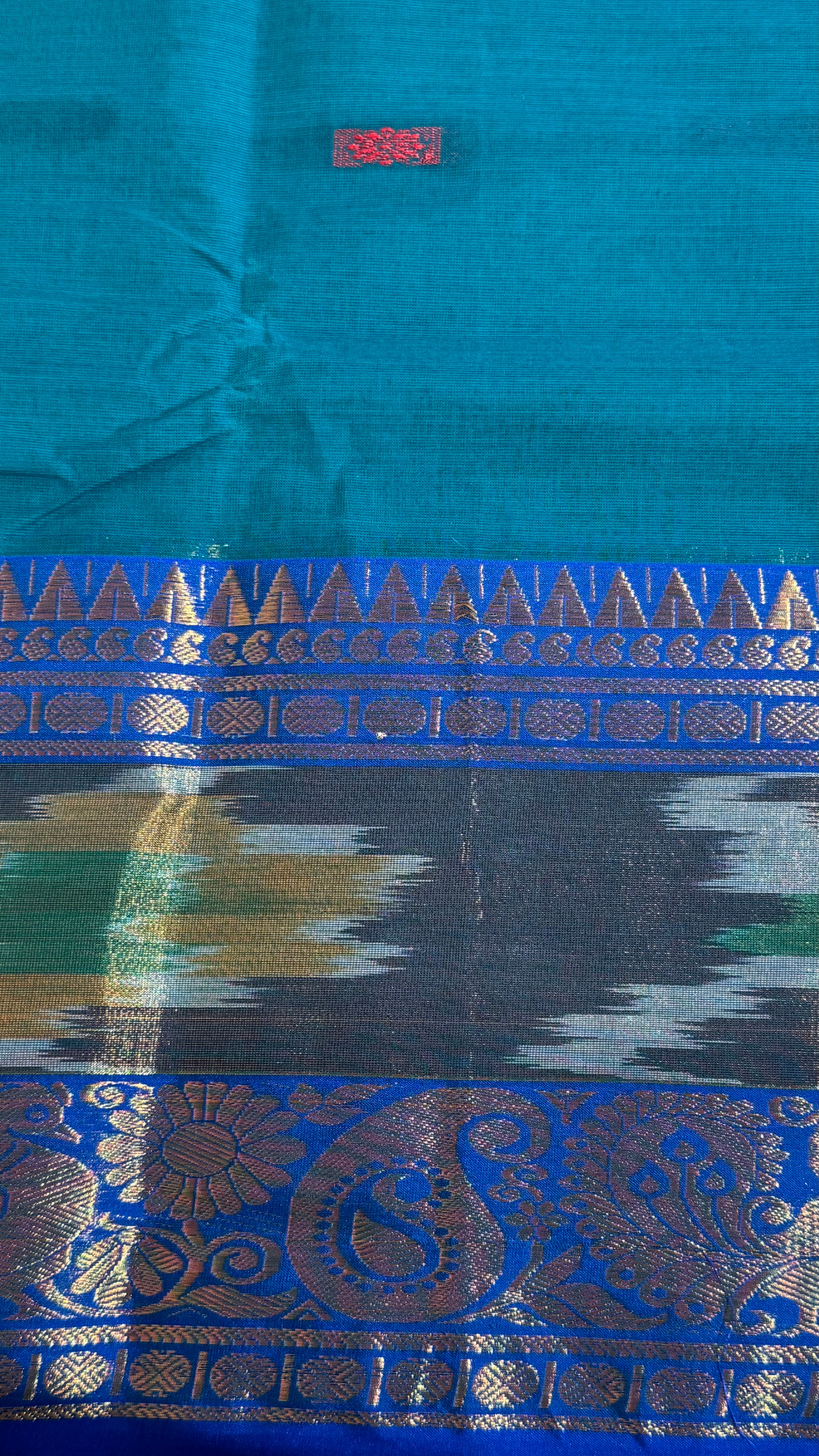 Ikkat Rettaipet Border Cotton Saree