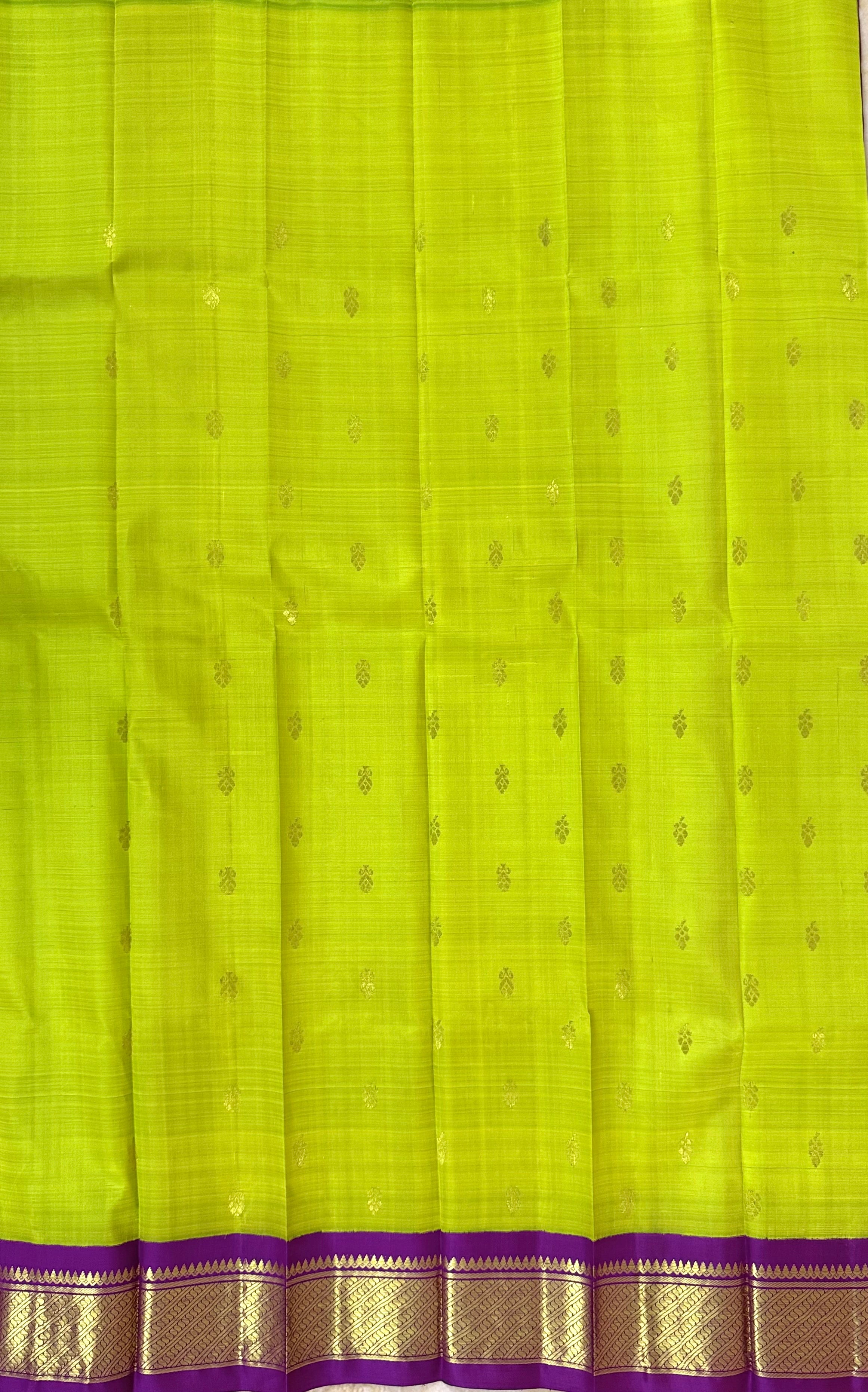 Pure Handloom Thirubhuvanam Silk Saree | Single Side கத்திரிப்பூ Border | கிளிப்பச்சை Body