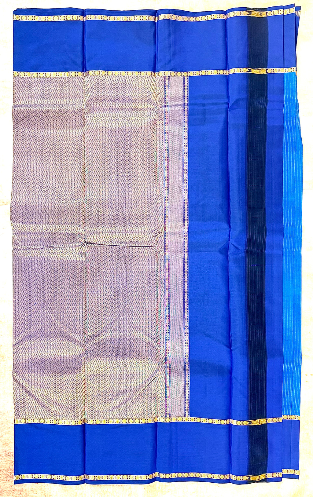 நீலாம்பரி - Pure Handloom Silk Saree