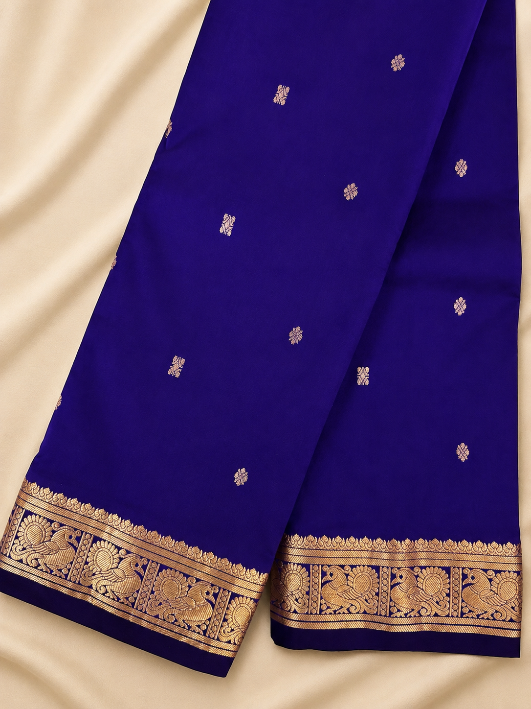 Kanchi Annam Aura – 2 Inch Border- Deep Navy