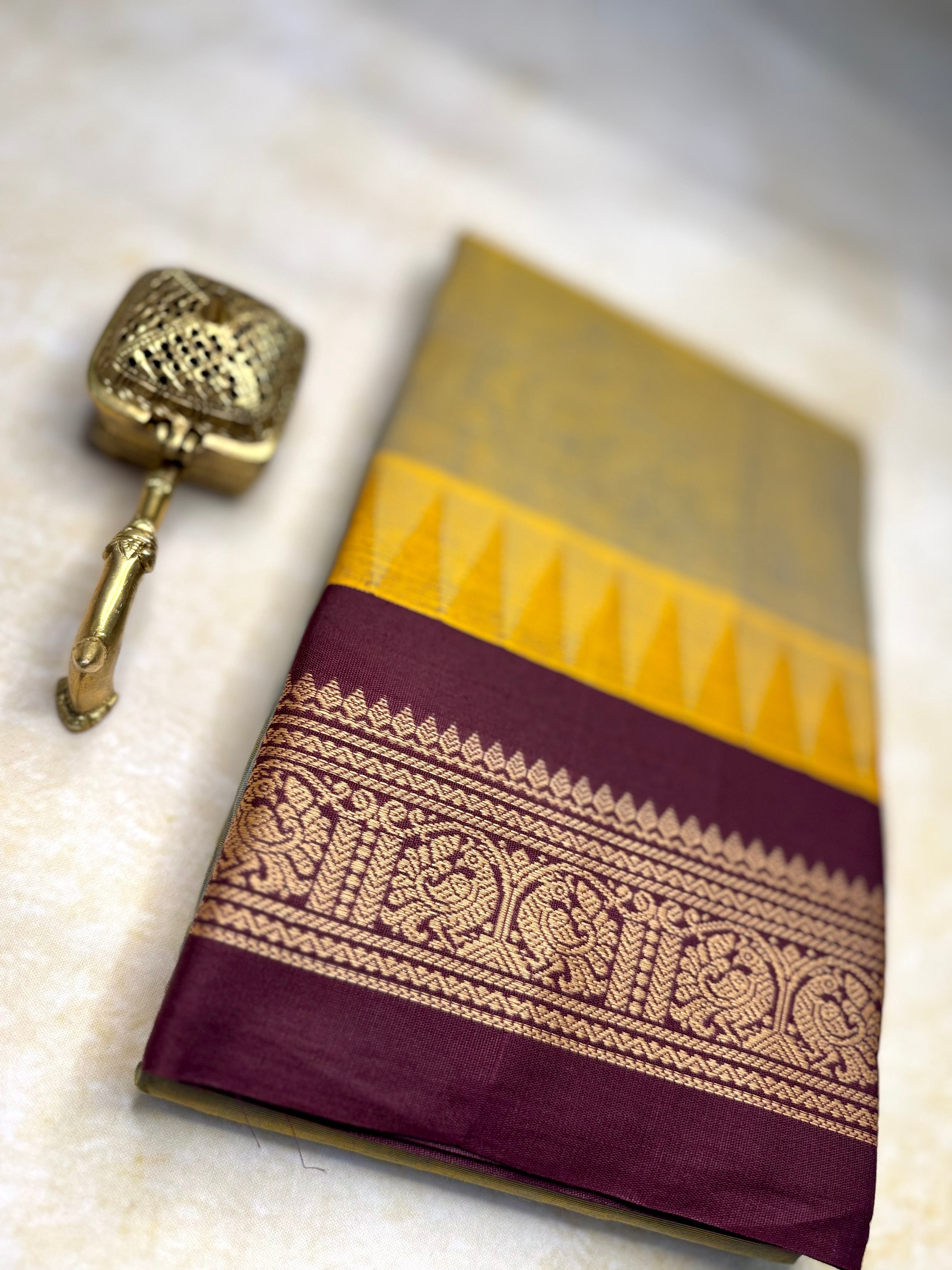 Pure Chettinad Handloom Cotton Saree – Dual shade body and maroon Korvai Border with Temple Design