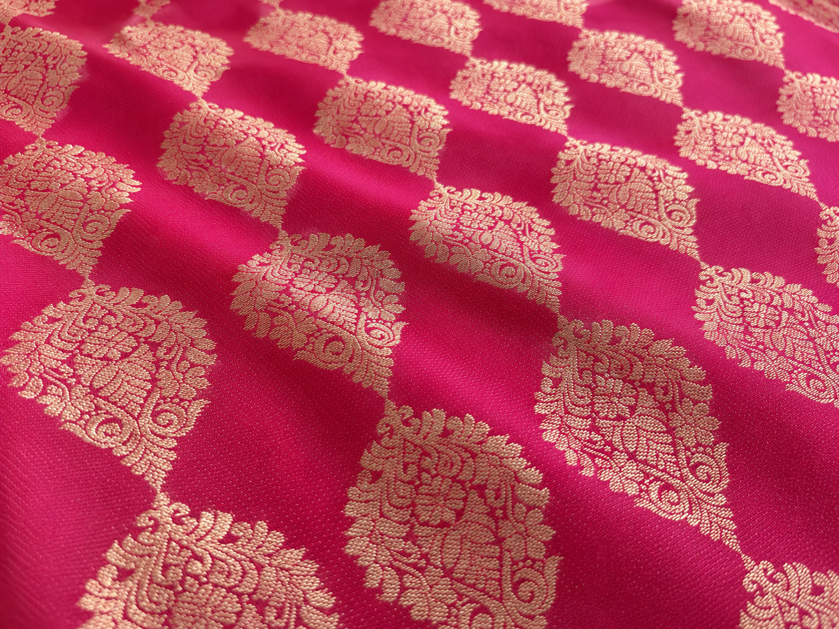 Luxury Silk Blend Kanchipuram Pattu | Bridal Red | Grand Pallu