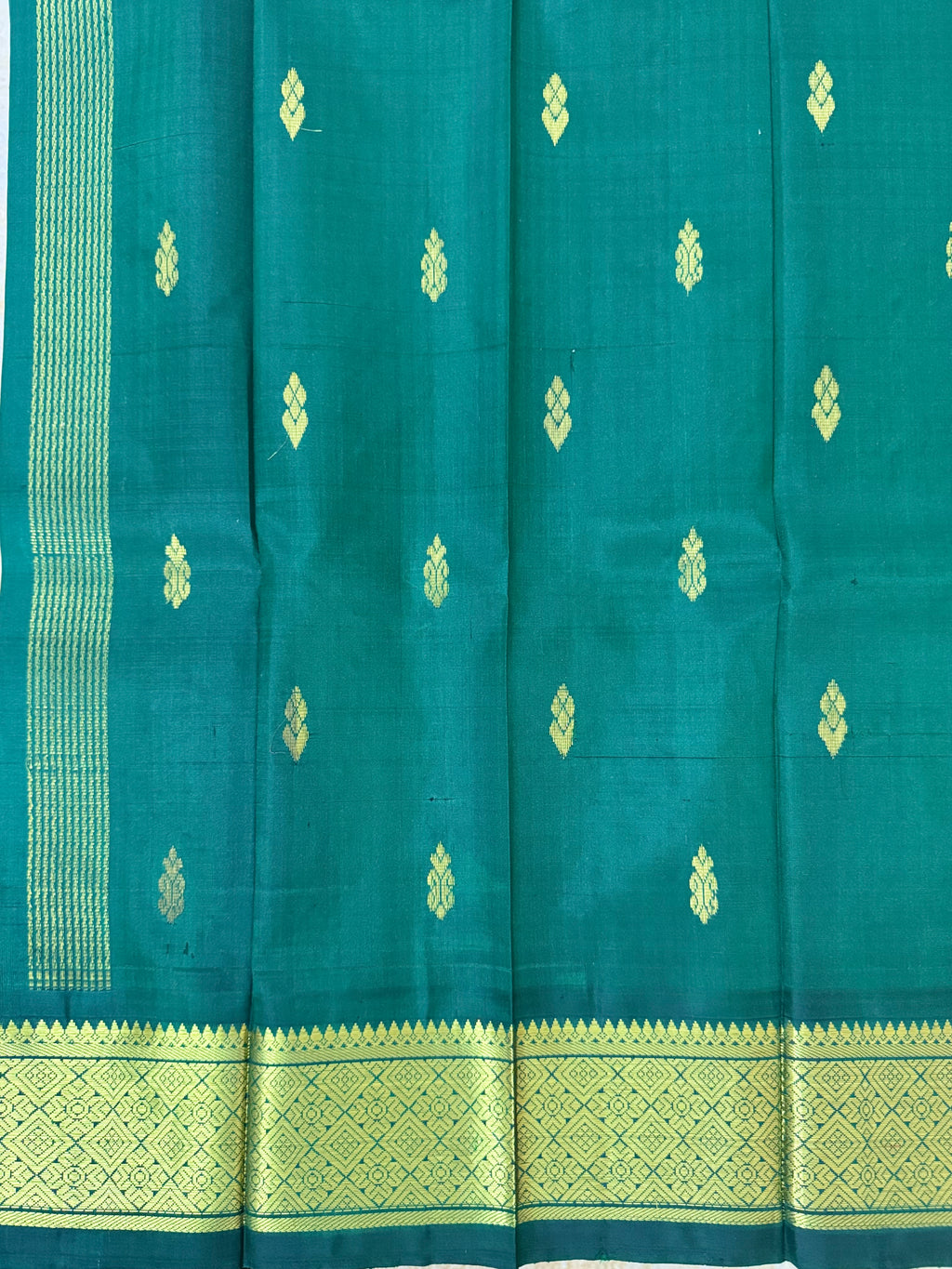Pure Handloom Thirubhuvanam Silk Saree | பாலும் பழமும் | Green Pallu