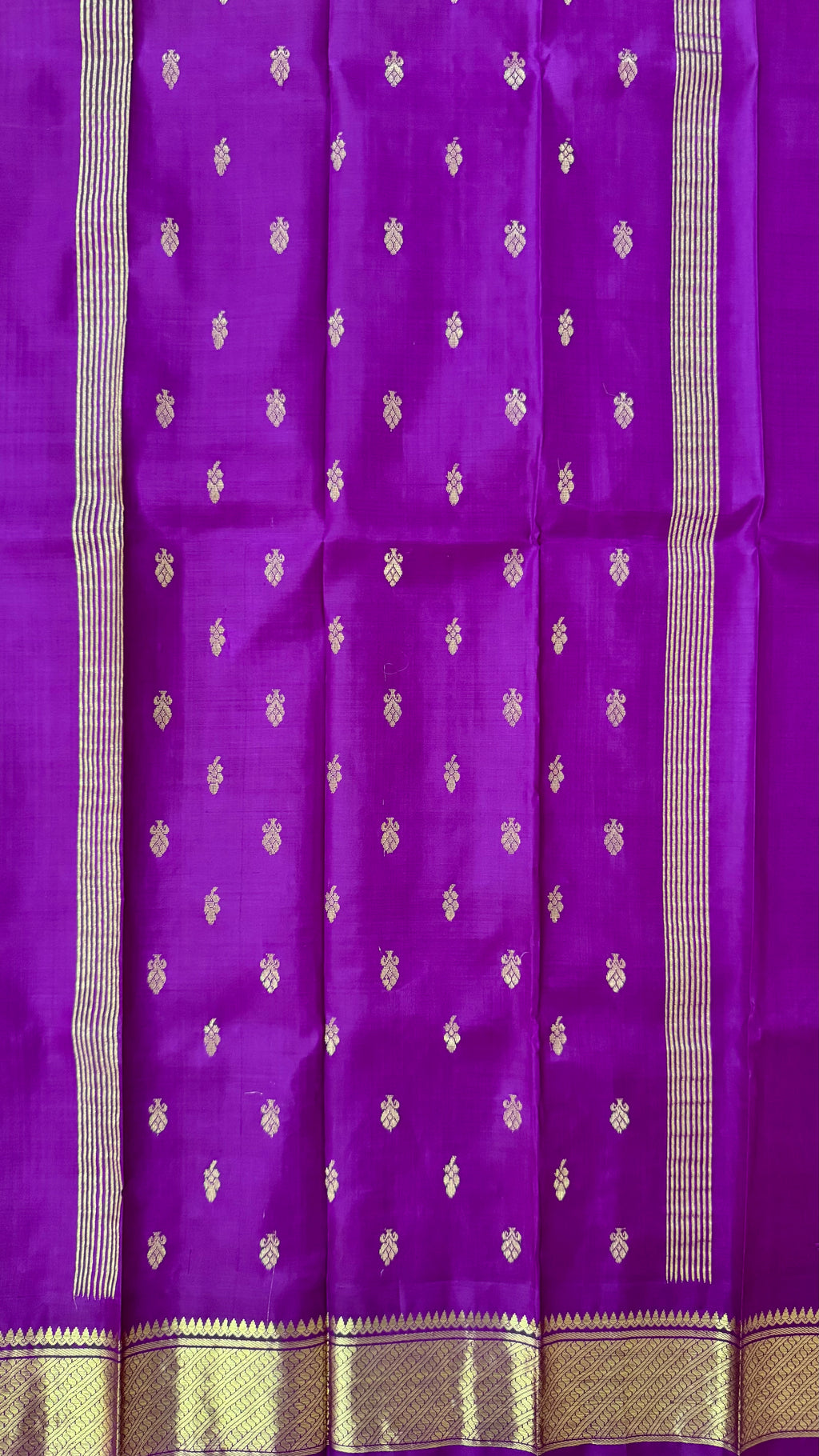 Pure Handloom Thirubhuvanam Silk Saree | Single Side கத்திரிப்பூ Border | கிளிப்பச்சை Body