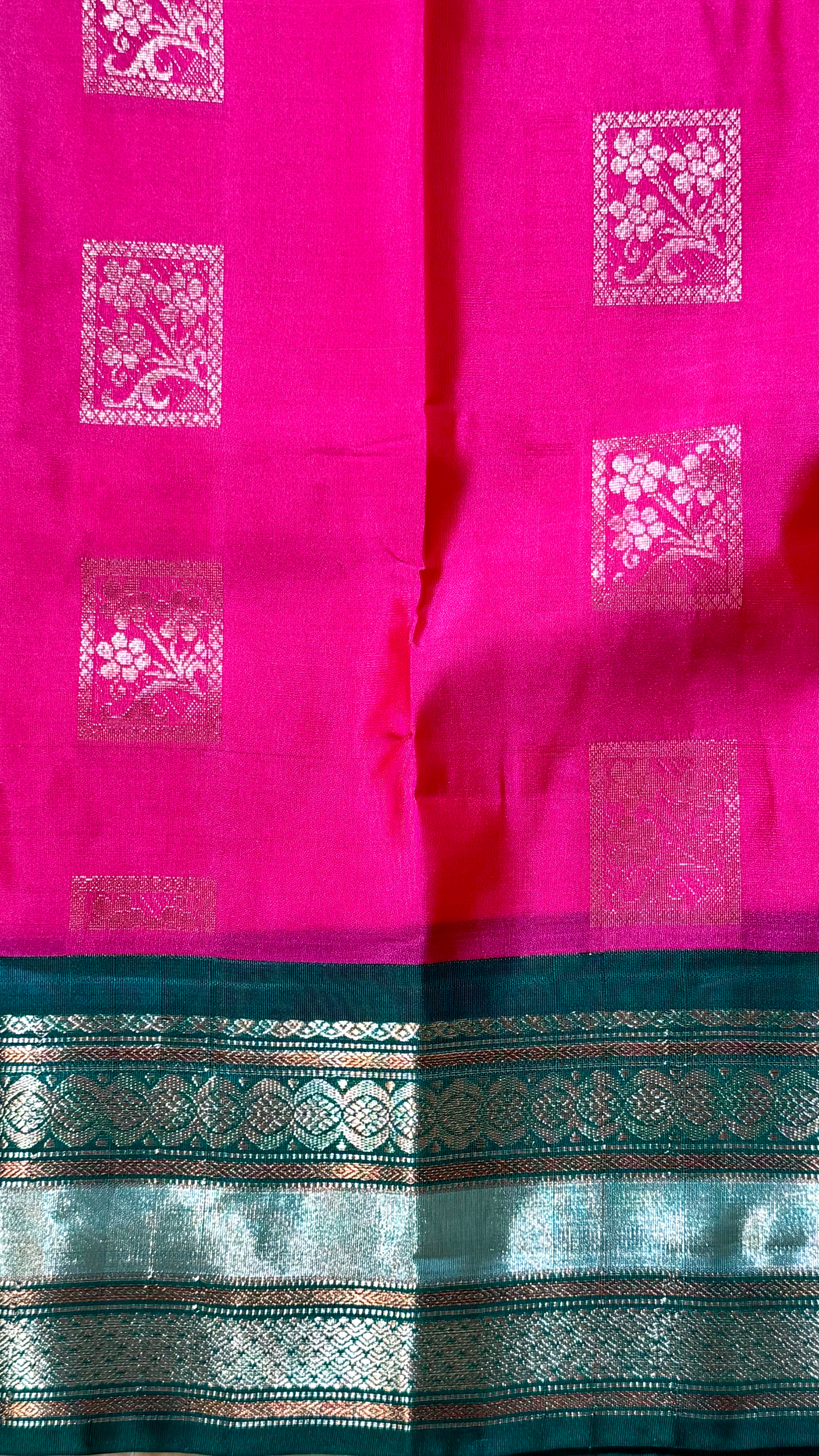 Silk Saree - Varisaipet Korvai Border & Flower Motifs