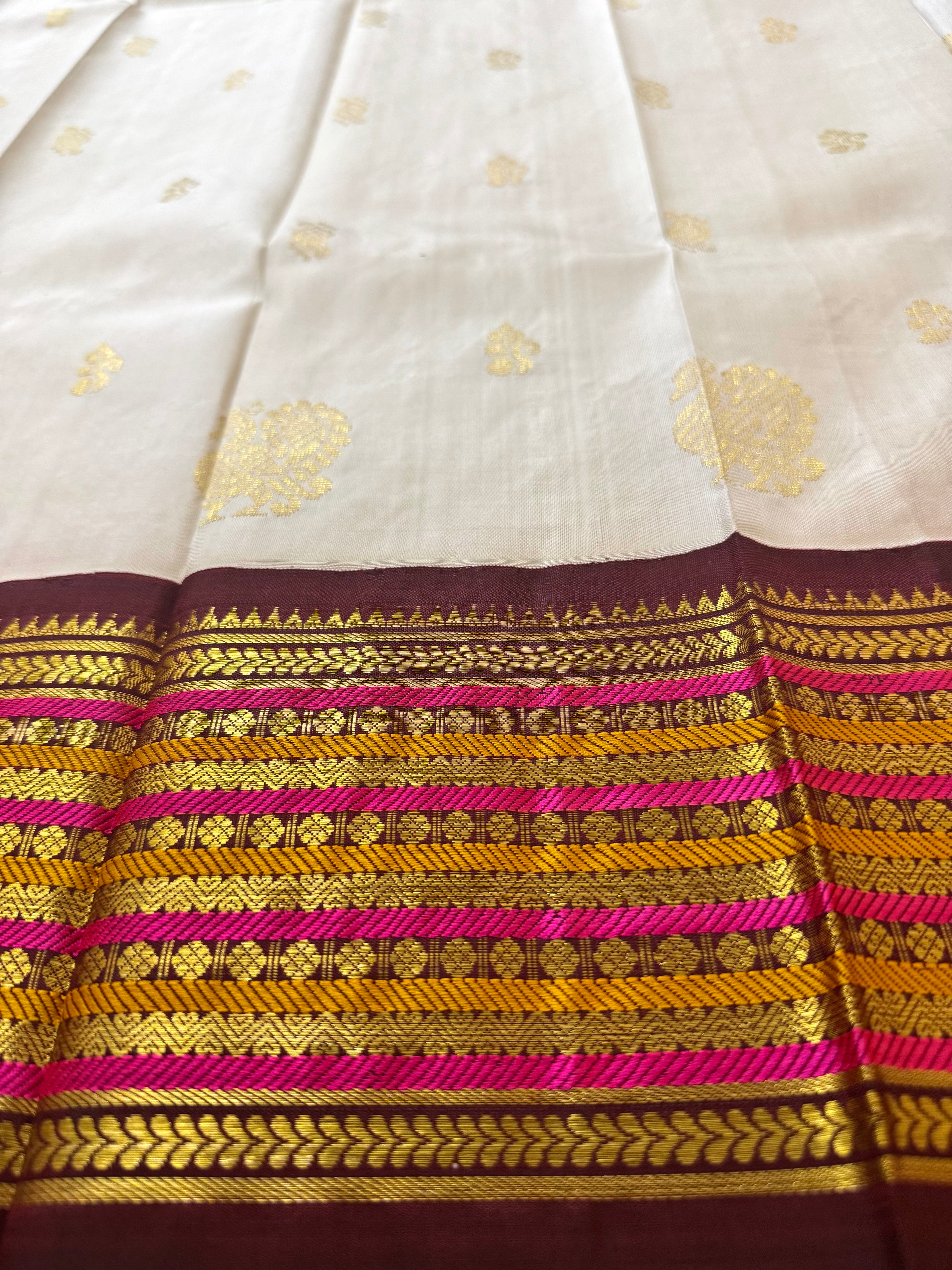 Pure Handloom Thirubhuvanam Silk Saree | வரிசைபேட் Border | அன்னம் Motifs | Grand Pallu
