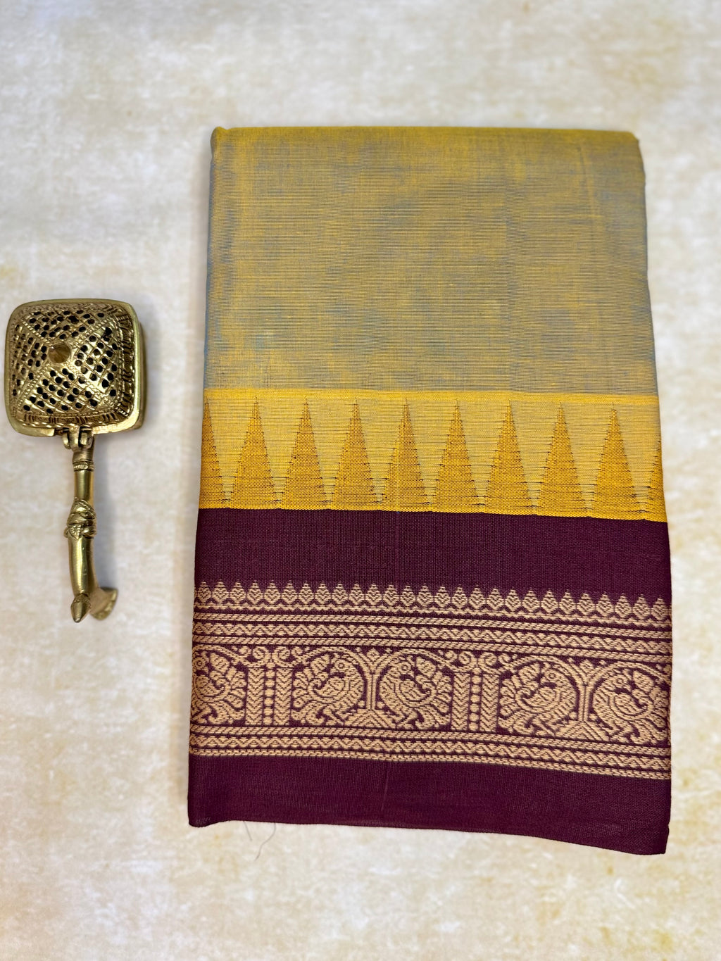 Pure Chettinad Handloom Cotton Saree – Dual shade body and maroon Korvai Border with Temple Design