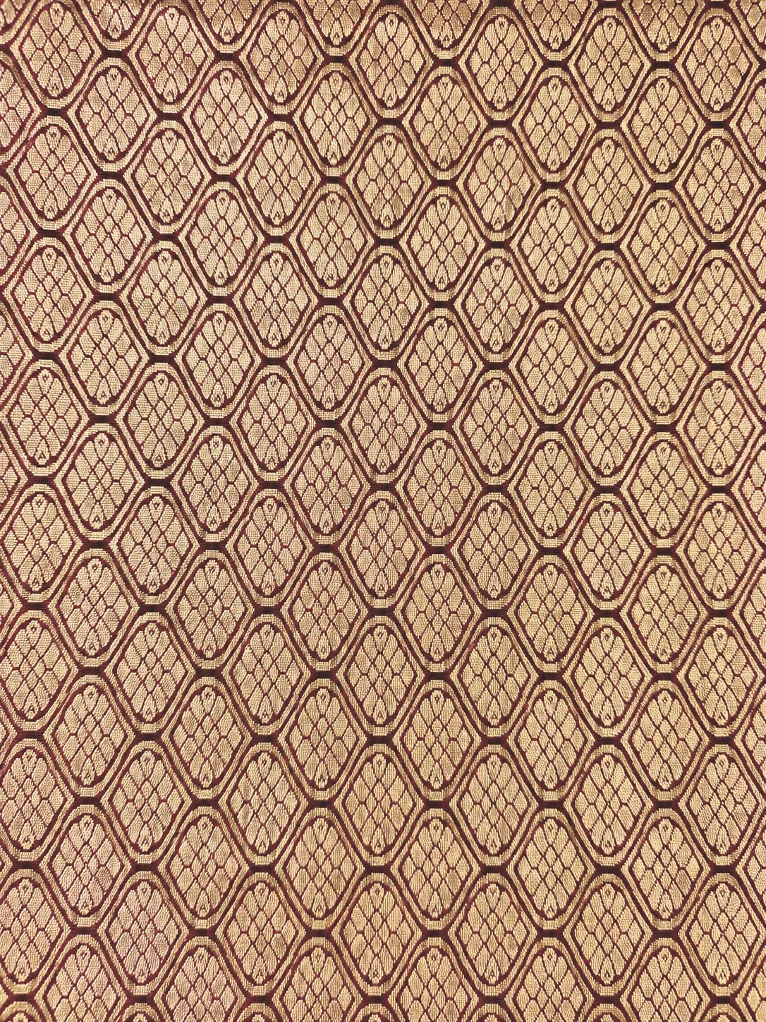 Kanchi Annam Aura – 2 Inch Border- Maroon