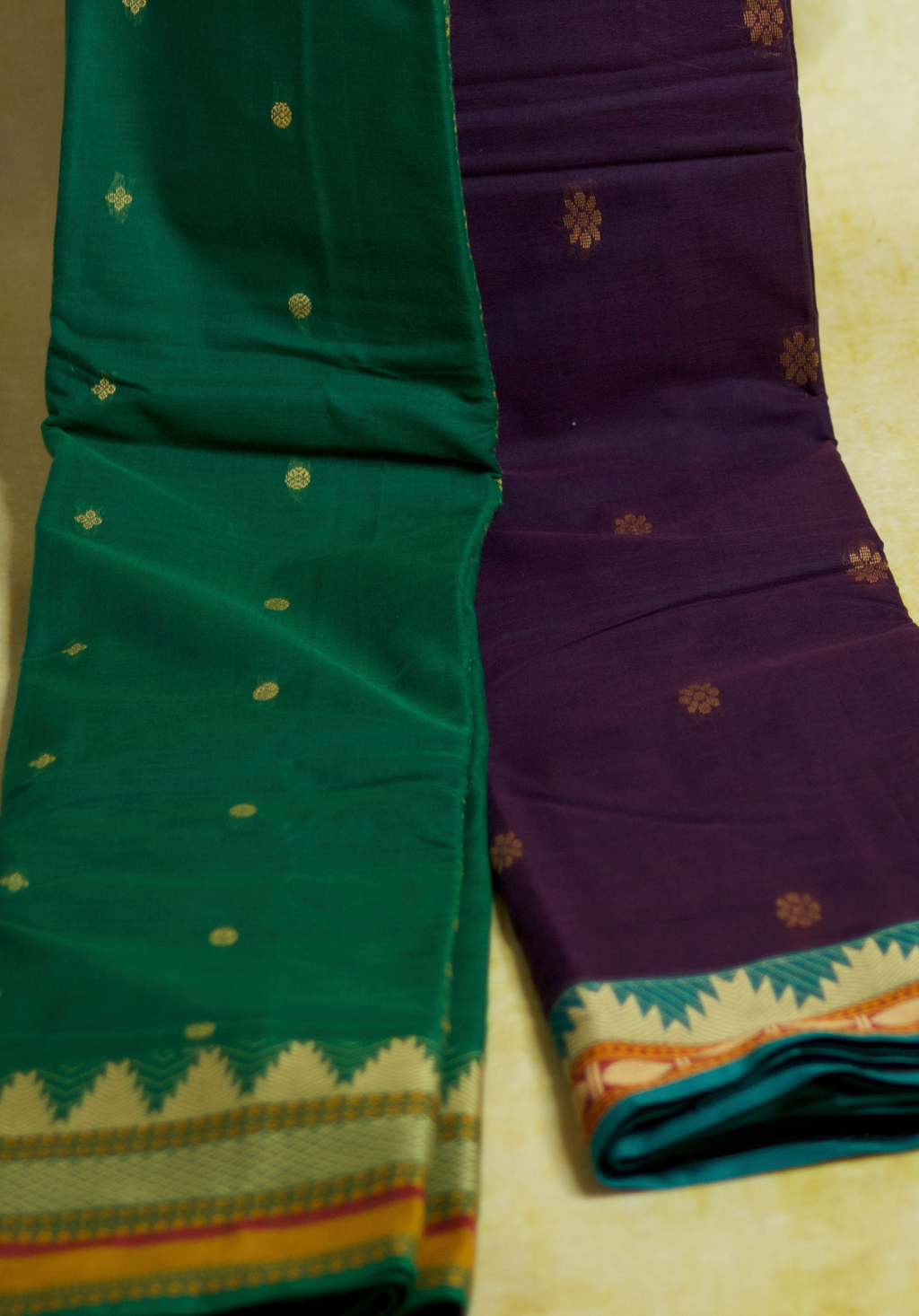 Handloom Chettinad Pure Cotton Saree with Thazhampoo Border