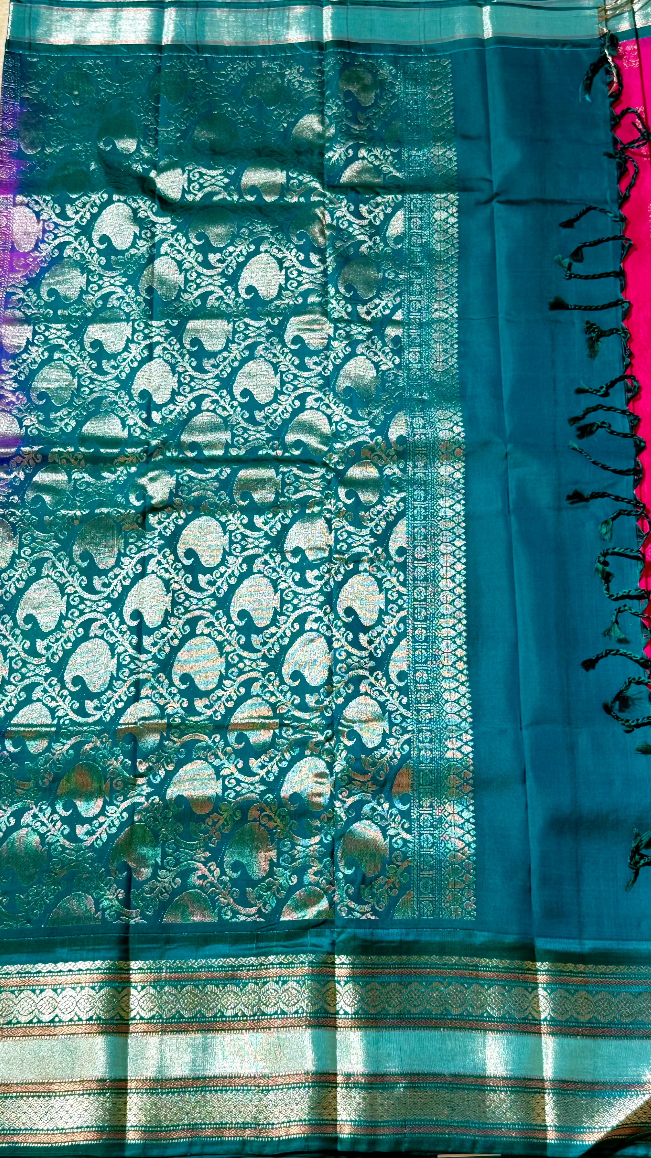 Silk Saree - Varisaipet Korvai Border & Flower Motifs