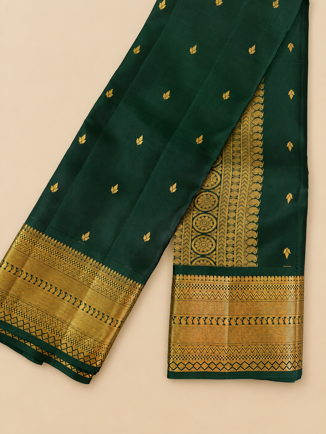 Kanchi Varisaipet Vasthram- Pure Silk Saree- Emerald Green