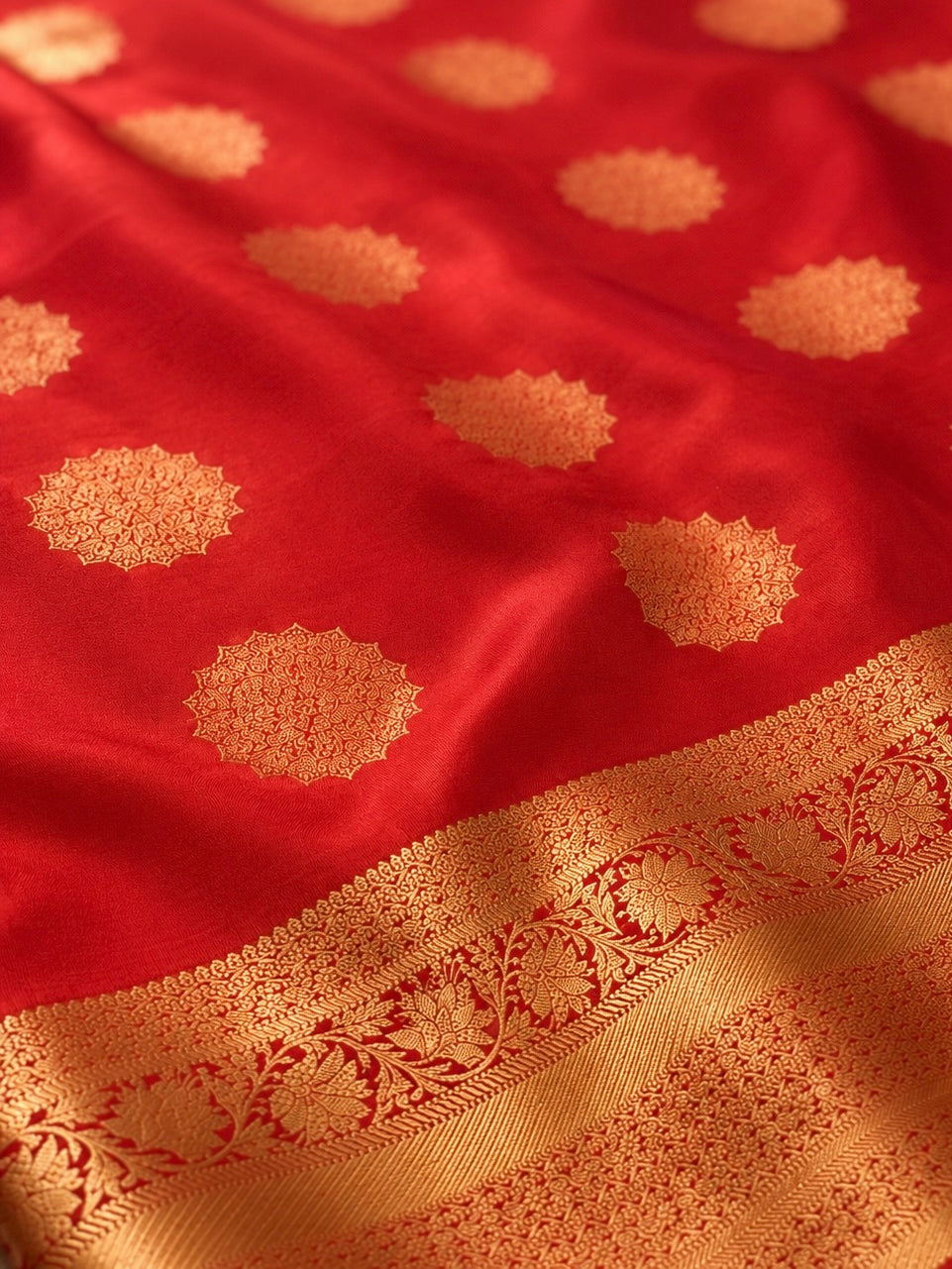 Luxury Silk Blend Kanchipuram Pattu | Orange | Flower Butta Body | Grand Border & Pallu