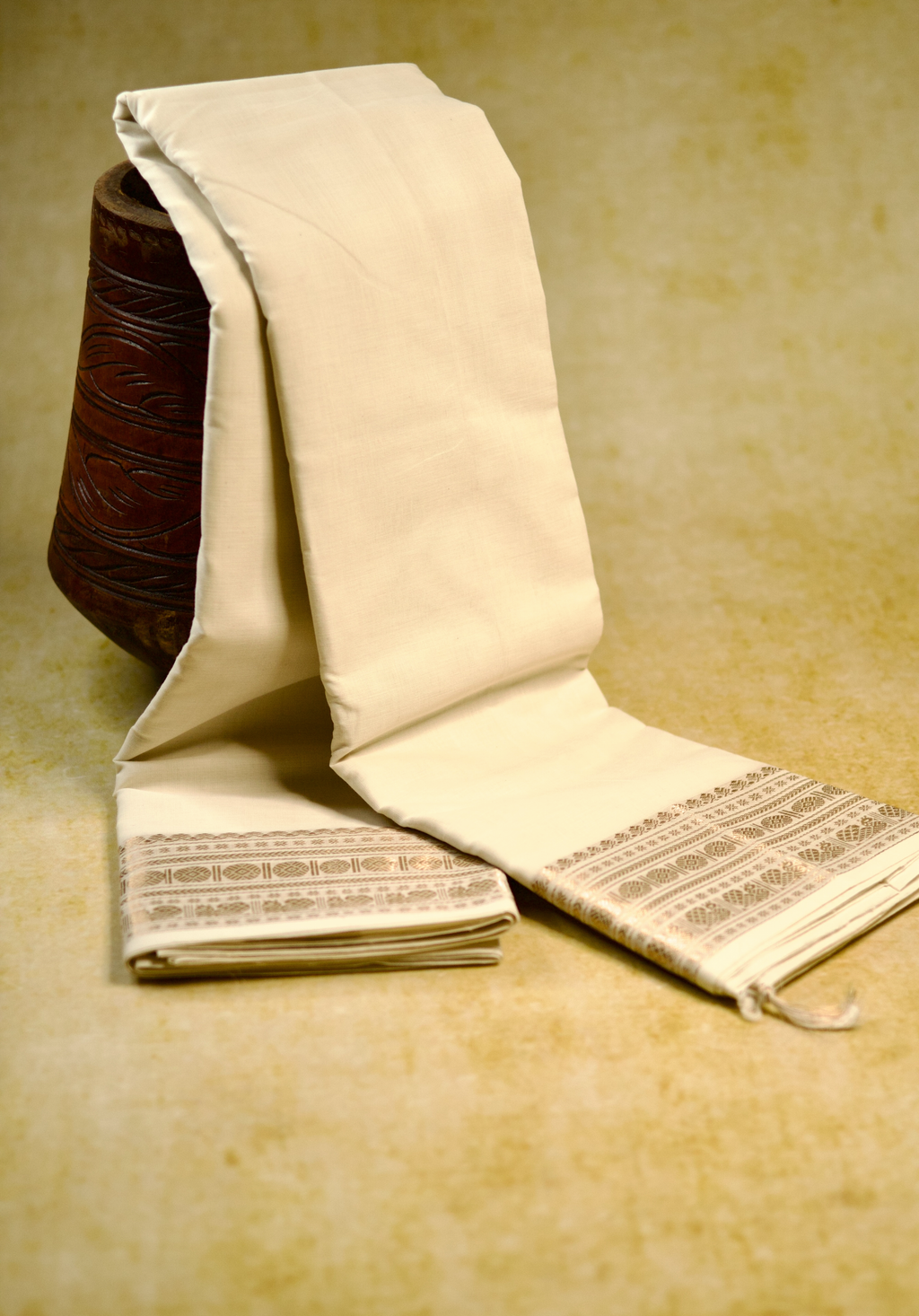 Pure Chettinad Handloom Cotton Saree – White