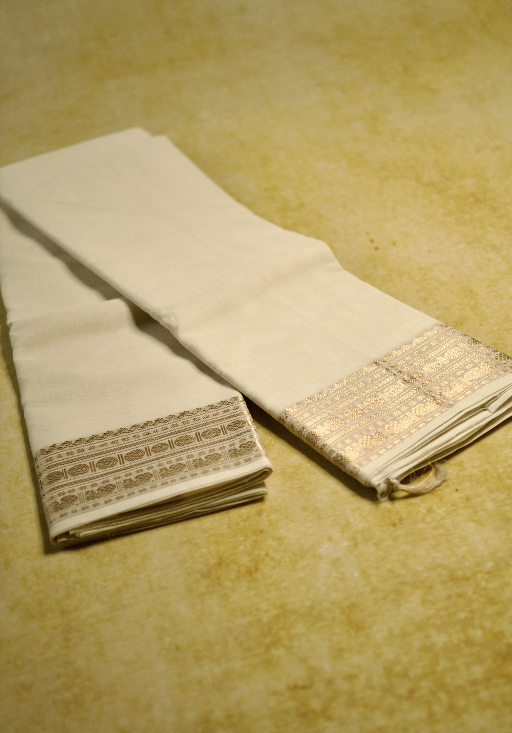 Pure Chettinad Handloom Cotton Saree – White